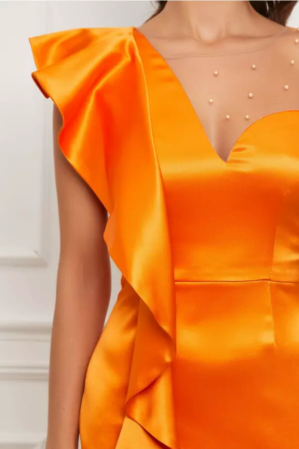 rochie de ocazie portocalie cu volan si perlute croi conic eleganta