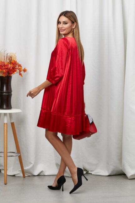 rochie de ocazie pentru gravide rosie din satin cu pliuri
