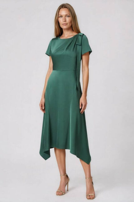 rochie verde moderna satin asimetrica